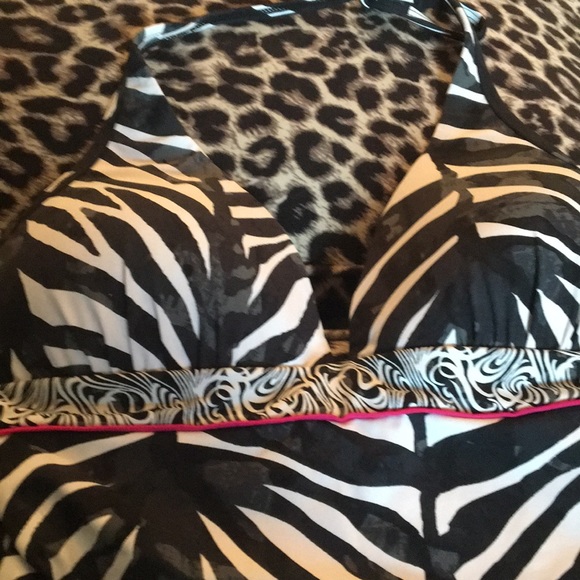 Tankini - Picture 7 of 7